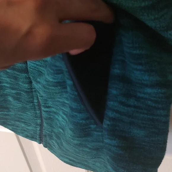 Old Navy Fleece Vest - Picture 4 of 5